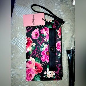 Juicy Couture Wristlet